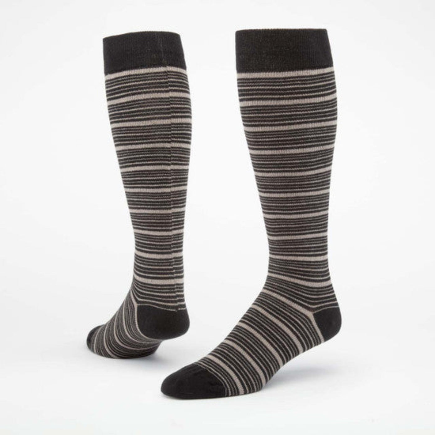 http://d4v9sk.xyz/cdn/shop/products/Foot-Forms-2021---Compression-Socks--Black-Grey-Stripe__56025.1699007360.550.550_7d7c5e5c-5028-4bca-b0c9-2fb04a65a582.jpg?v=1699834676&width=1400