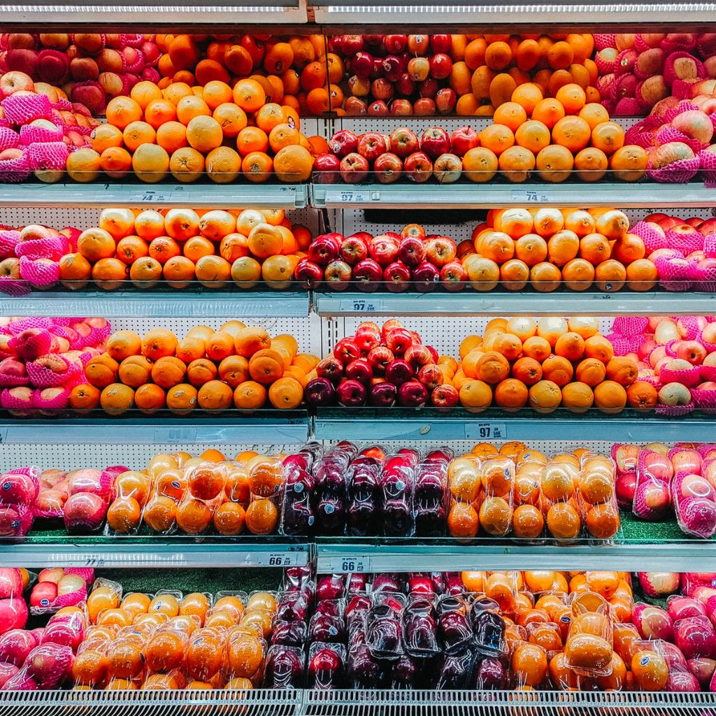 Sustainability Stories: Reducing Plastic at the Grocery Store